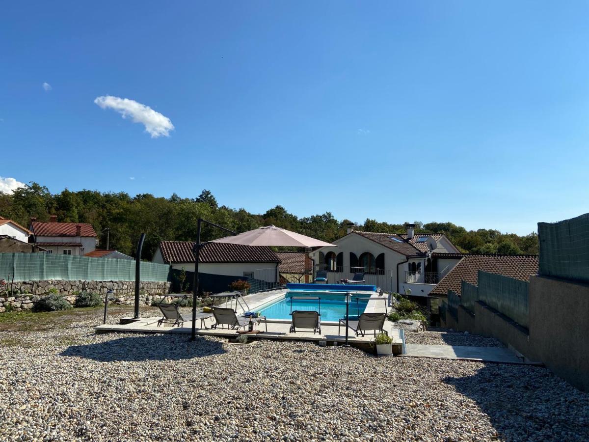 Villa Salvia - Holiday House With Pool - Jurdani Extérieur photo