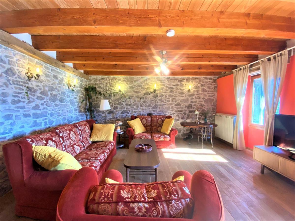 Villa Salvia - Holiday House With Pool - Jurdani Extérieur photo