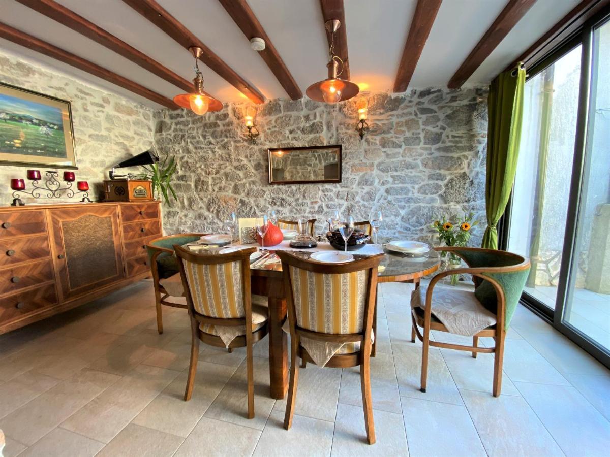 Villa Salvia - Holiday House With Pool - Jurdani Extérieur photo
