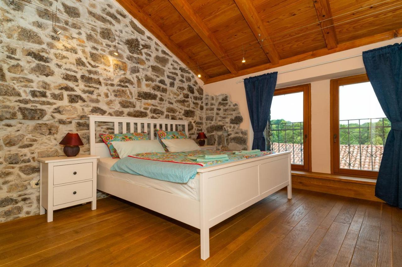 Villa Salvia - Holiday House With Pool - Jurdani Extérieur photo